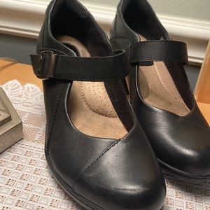 Earth origins Belle style Mary Jane heels